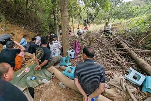 意甲-米兰3-3遭热那亚绝平联赛4轮不胜 托莫里送点莱奥换下遭嘘声